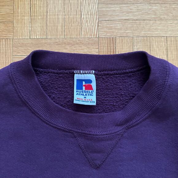 Vintage 90s Russell Athletic Made in USA Purple crewneck sweatshirt Medium - Picture 2 of 2